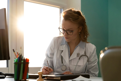 how to become a functional medicine nurse practitioner